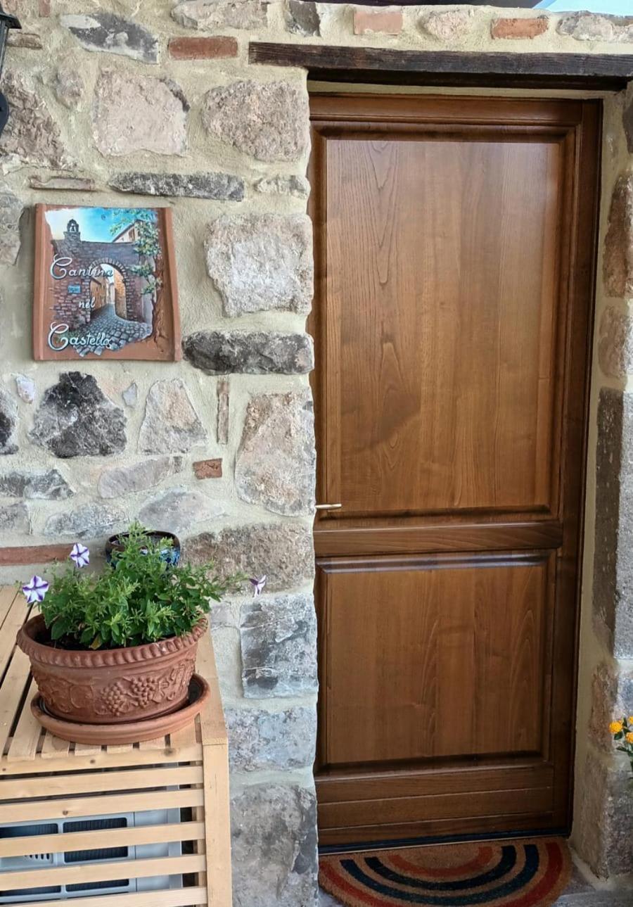 Appartamento Casa Angolo Cantina Nel Castello Montegiovi Esterno foto